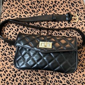 fanny pack black and gold